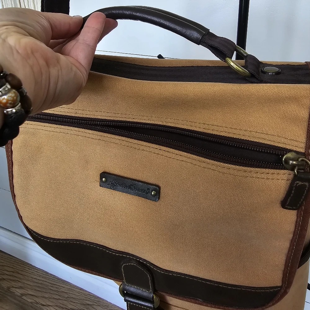 Eddie Bauer Canvas Adventurer Field Messenger School Travel Bag